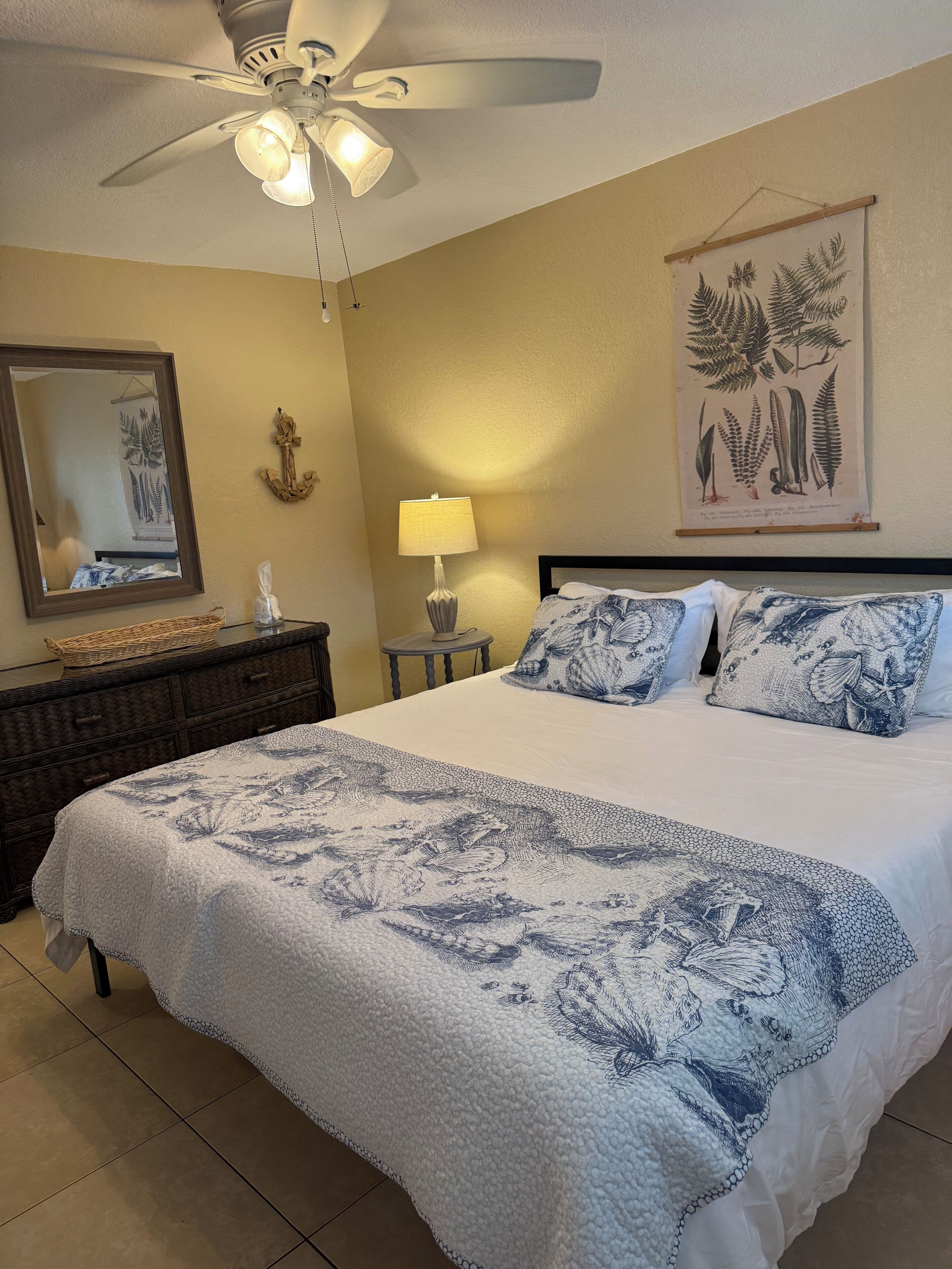 1 slaapkamer, een strijkplank/strijkijzer, wifi, beddengoed