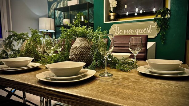 Dining - The Horncliffe Hot Tub House (Blackpool)