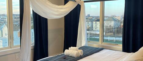 4 室のベッドルーム、アイロン / アイロン台、旅行用ベビーベッド、WiFi