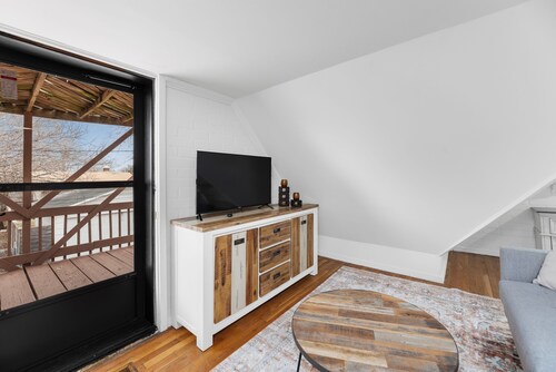 Cozy studio with WiFi and AC in amazing Wichita