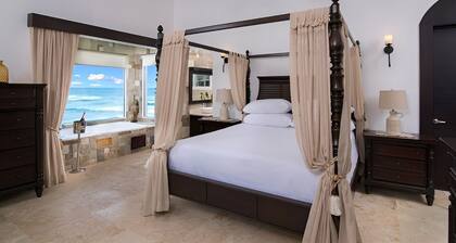 Lifestyles Resort Villa 4-Bedroom All Inclusive {White Bracelet} Puerto Plata