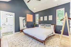 Ferienhaus, Mehrere Betten, Terrasse, Gartenblick (East Austin Serenity)