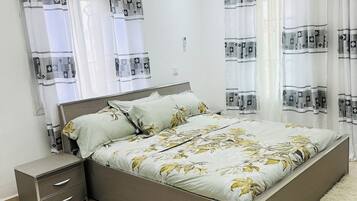 1 chambre, fer et planche Ă  repasser, Wi-Fi, draps fournis