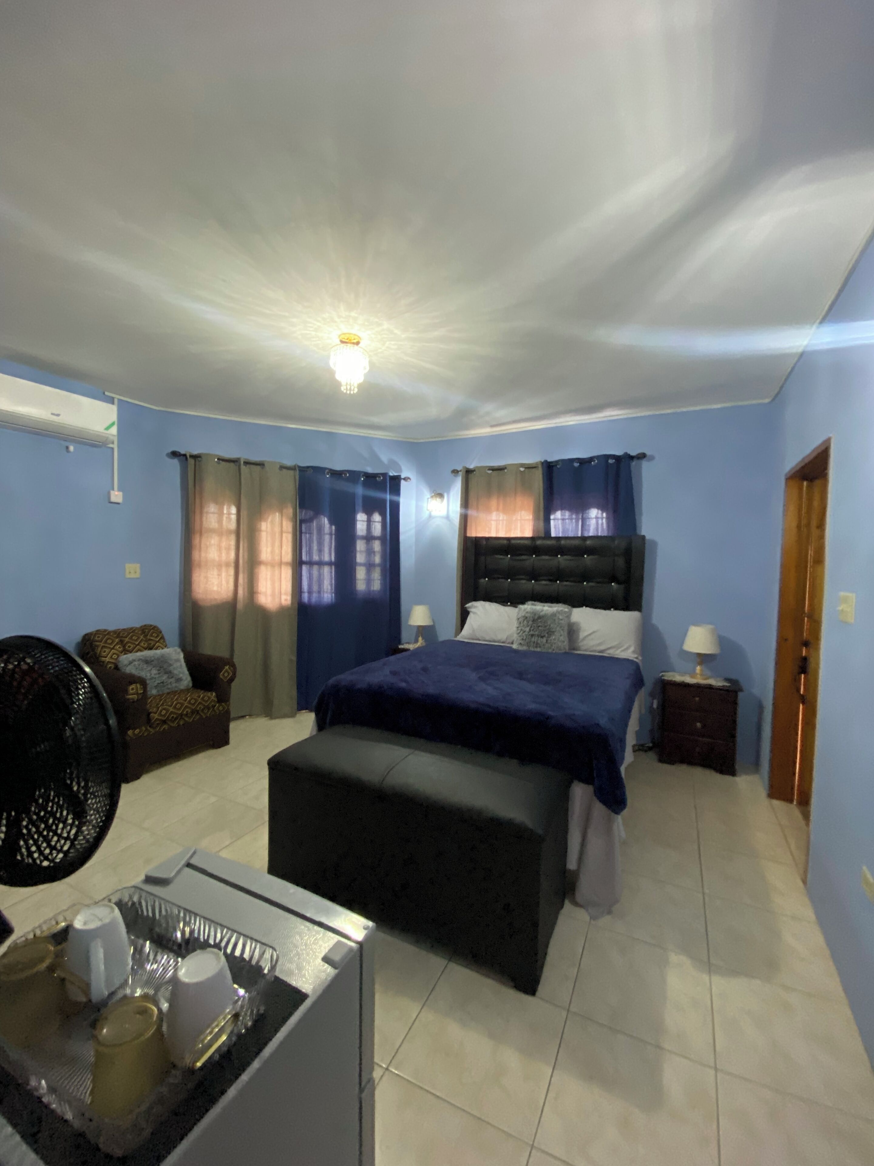 7 camere, ferro/asse da stiro, Wi-Fi