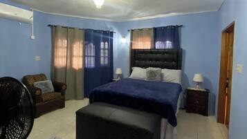 7 camere, ferro/asse da stiro, Wi-Fi