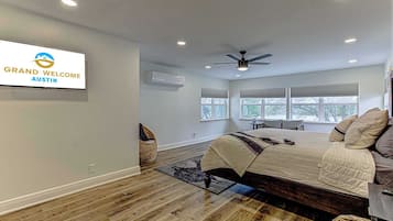 4 bedrooms, individually decorated, individually furnished, desk