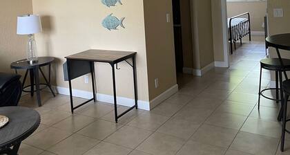 Swinton Ave two blocks from Atlantic Ave Downtown Delray Home Sweet Home # 9