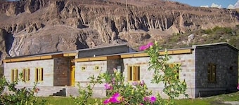 Sarai Silk Route Hotel Passu Hunza