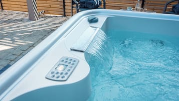 Deluxe appartement, uitzicht op de binnenplaats | Badkamer