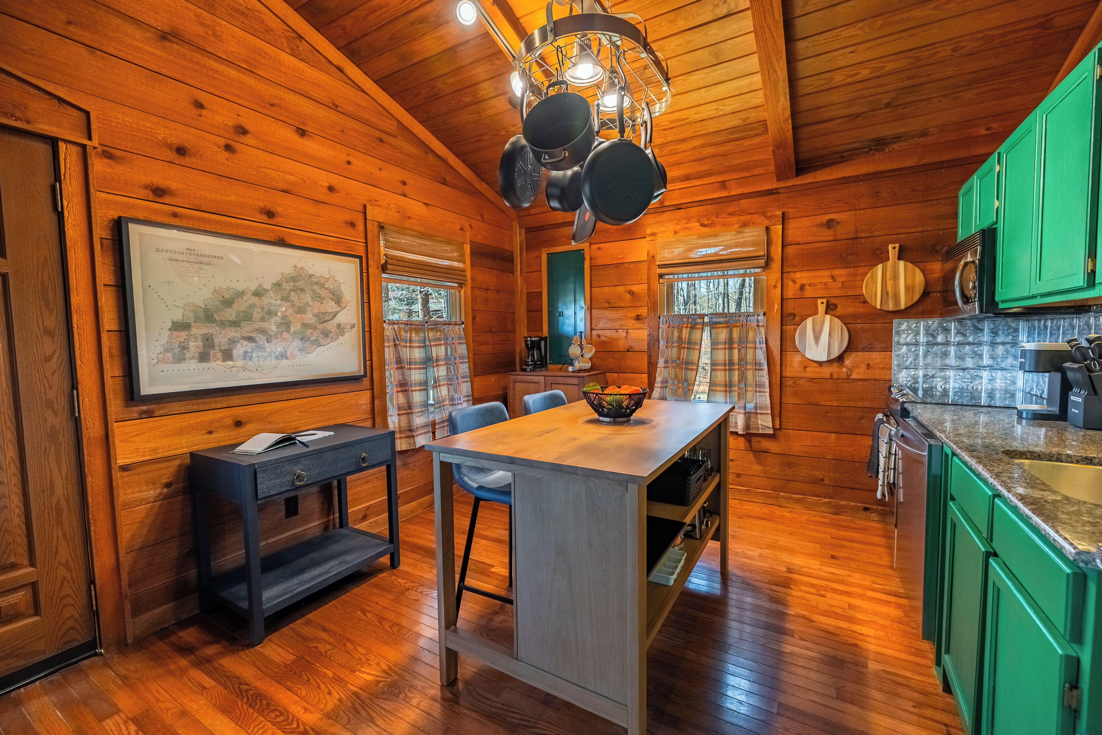 雪櫃、微波爐、焗爐、爐具