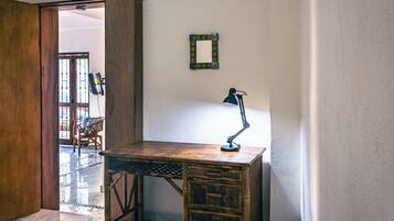 2 habitaciones, caja de seguridad en la habitación, escritorio y wifi