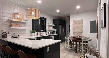 Charming NEW 3-BR Bungalow in Historic Downtown Wilmington…Quiet & Walkable!