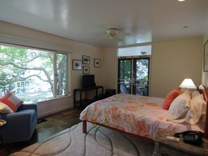 4 bedrooms, desk, iron/ironing board, free WiFi - Lookout Point w/ Sweeping Views Acadia National Park (Bar Harbor)