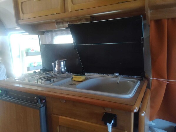 Microondas y parrilla de estufa