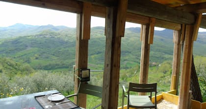The Big Pine Cone in the 3 Trees, Agnone, Molise. 4* comfort in the tree house