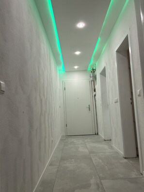 Interior - Comfortable apartment for up to 4 - 5 people - ideal for companies and fitters (Stuttgart)