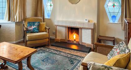 2 bedroom accommodation in Stoke-on-Trent