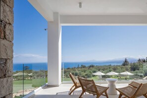 Terrace/patio - Agapanthus Ultimate Luxury Villa (Likotinarea)