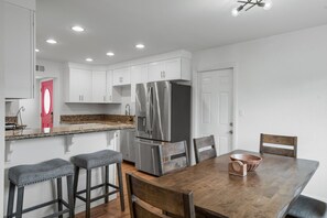 Dining - Wheels, Waves & Game Night Retreat (Oceanside)