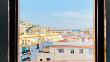 Apartment, 2 Bedrooms, Smoking, Terrace | Interior