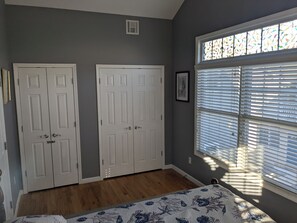 4 bedrooms, iron/ironing board, free WiFi, bed sheets - Sunny Days Sandy Toes-Lavallette NJ-4 Bedroom 2 bath-Family Ocean Beach House (Lavallette)