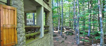 House in the Woods at Macinaie, quiet and nature.