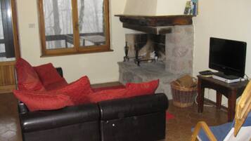 Fireplace, video games