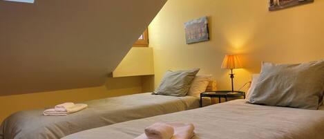 3 bedrooms, iron/ironing board, travel crib, free WiFi