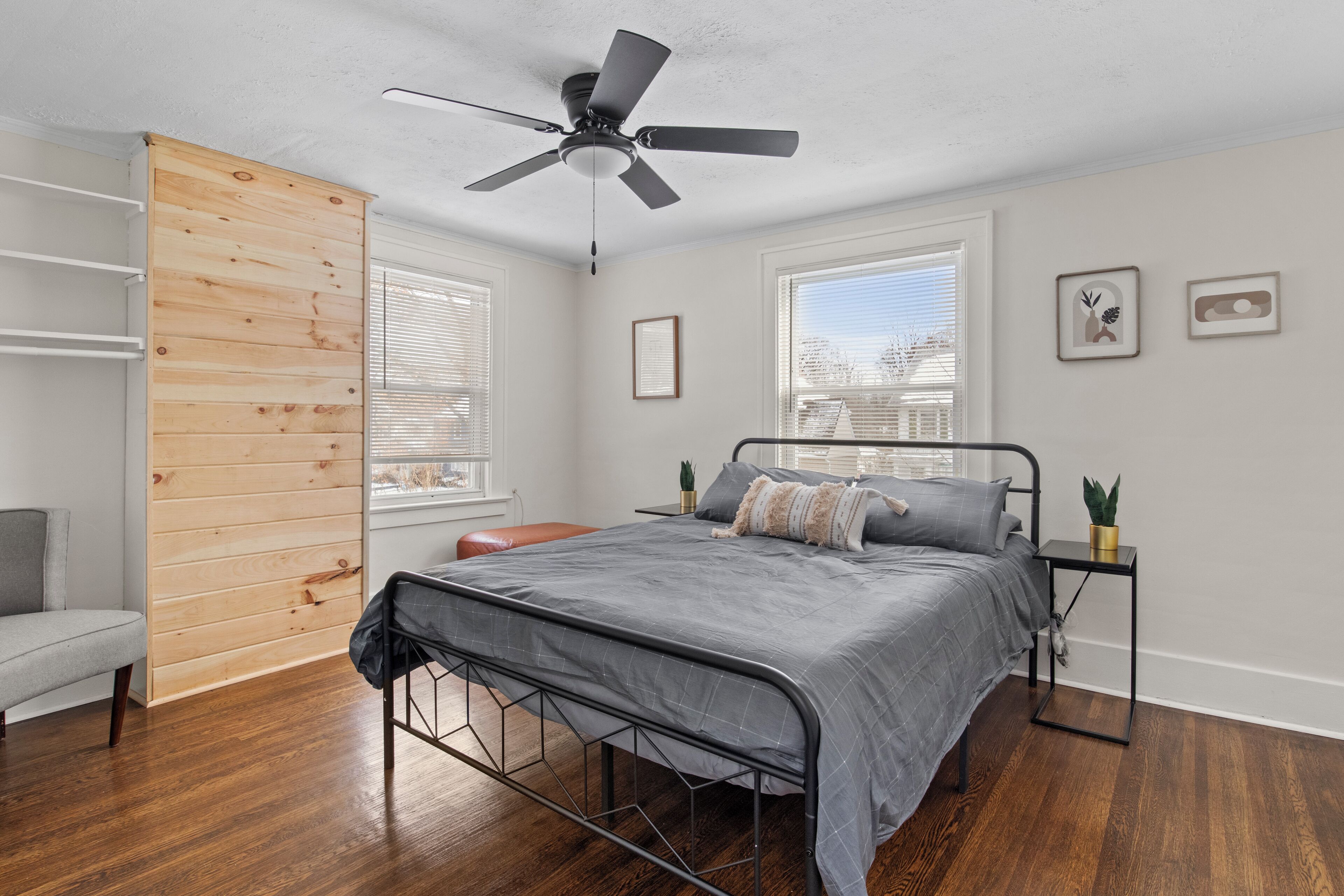 3 soverom, strykejern/-brett, wi-fi og sengetøy