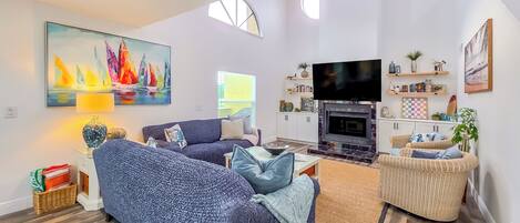 Smart TV y chimenea