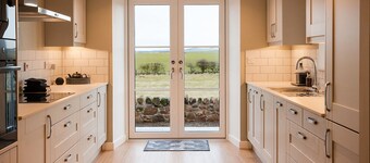 Cosy Northumberland farm cottage with hot tub in quiet location