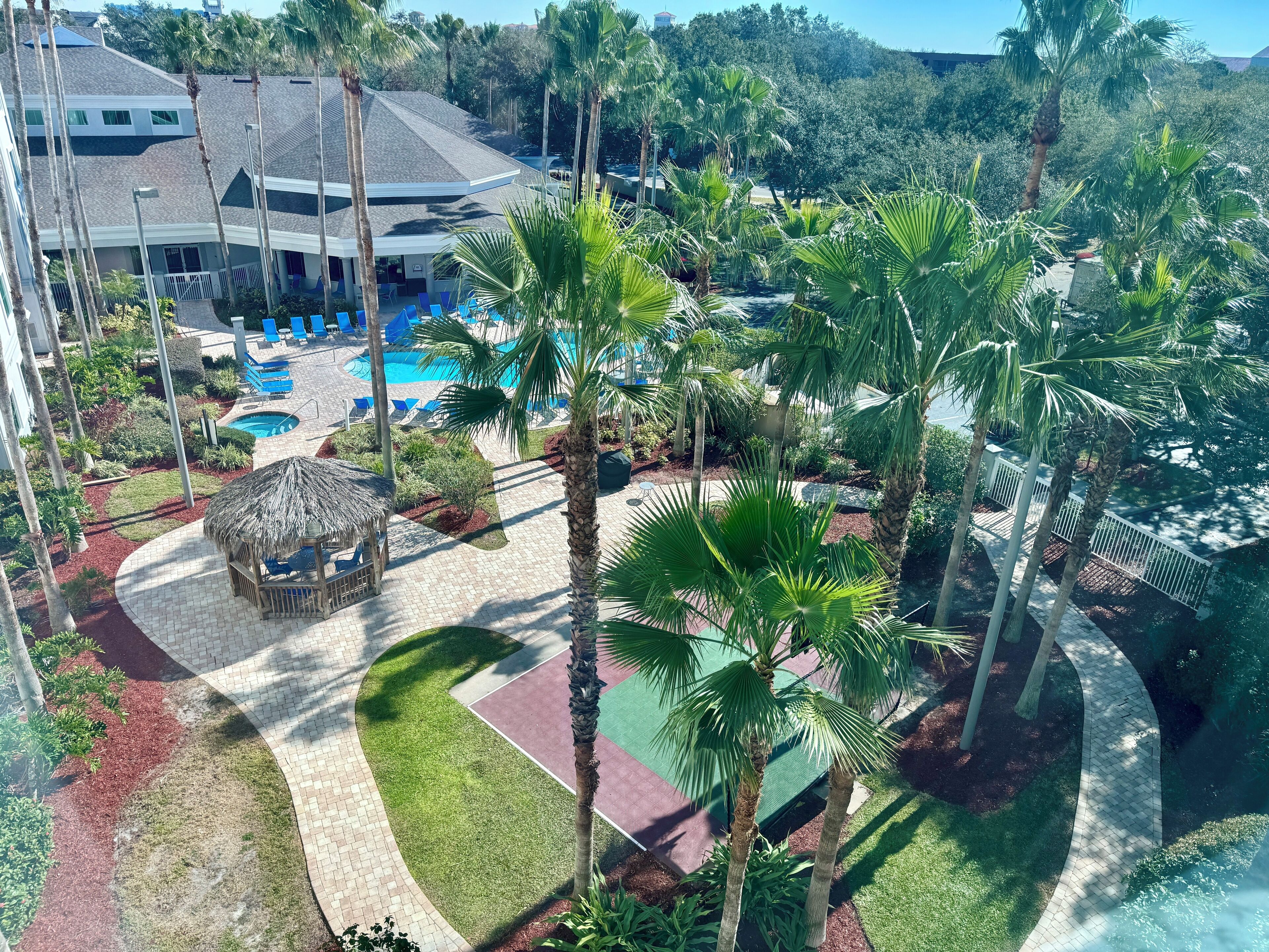 Piscina externa, piscina aquecida