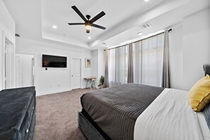 3 chambres, bureau, fer et planche à repasser, Wi-Fi