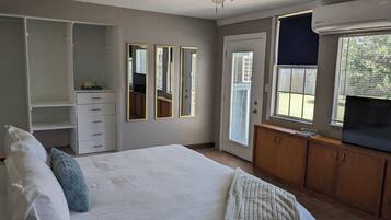 1 habitación, escritorio, tabla de planchar con plancha y wifi gratis