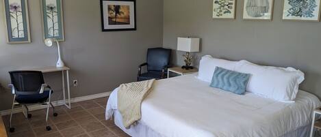 1 slaapkamer, een bureau, een strijkplank/strijkijzer, gratis wifi