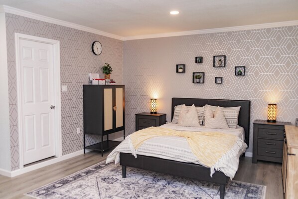 1 bedroom, WiFi, bed sheets