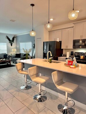 Fridge, microwave, oven, stovetop - Magical Resort Escape with Private Pool! (Davenport)