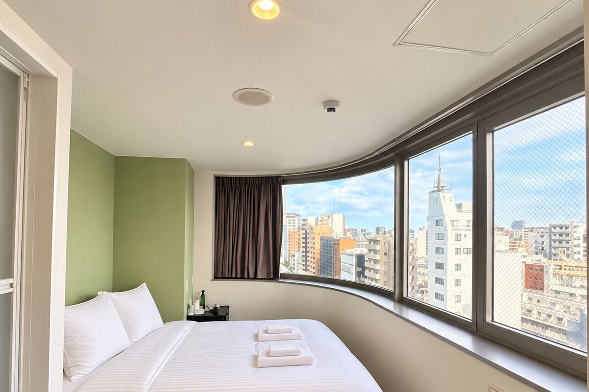 Habitación básica doble, no fumadores (Sky Tree View, w/ Bathroom and Toilet) | Wifi gratis y ropa de cama