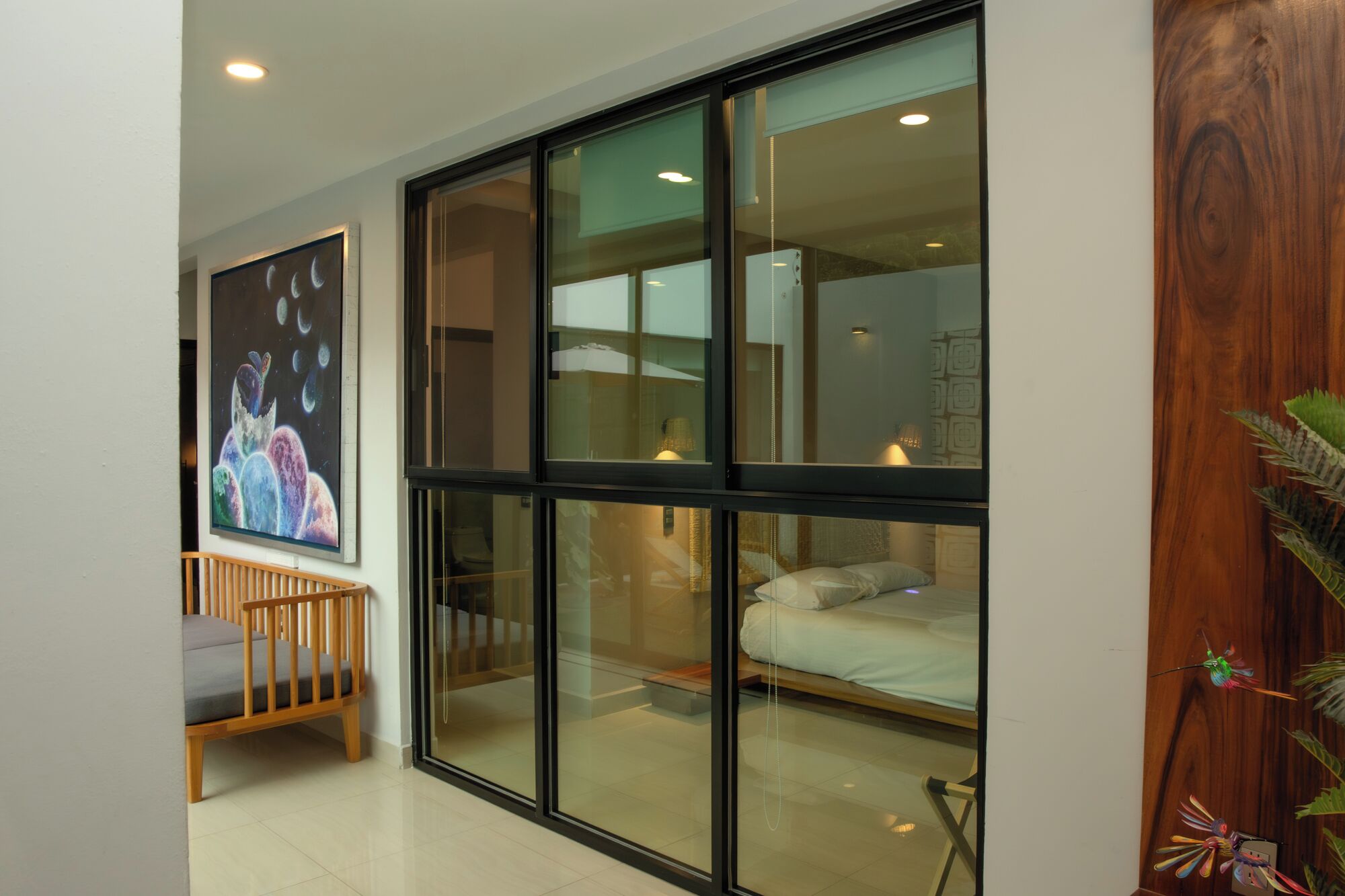 Caja de seguridad en la habitación, wifi gratis y ropa de cama 