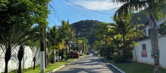 House in a gated community on Pernambuco beach - Guarujá/SP. 
