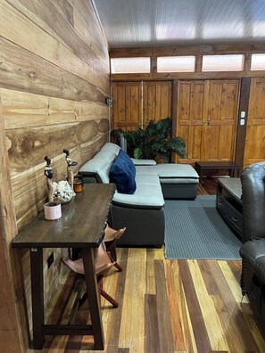 Interior - Casa Mamalu, Colces - Puerto Viejo. (Puerto Viejo de Talamanca)