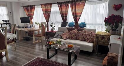 Bright & fully furnished 1-Bedroom Condo - Short Term