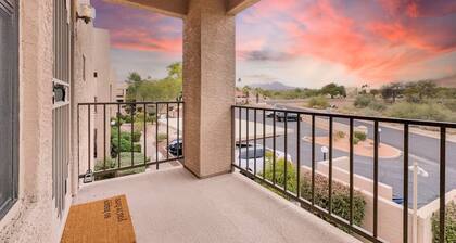 Fountain Hills Grand Patio Spectacular. 2 King Master Suites.