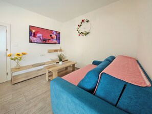 TV