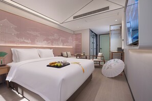 Quarto solteiro standard | Escrivaninha, cortinas blackout, quartos à prova de som