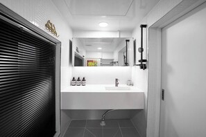 Family Townhome, Mountain View | Bathroom