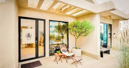 F9 Tailor Serviced Home near Hongik Univ