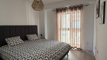 3 chambres, fer et planche Ă repasser, accĂšs Internet, draps fournis