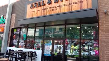 Restauration extérieure