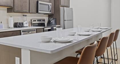 Spacious City Apartment - 1BR